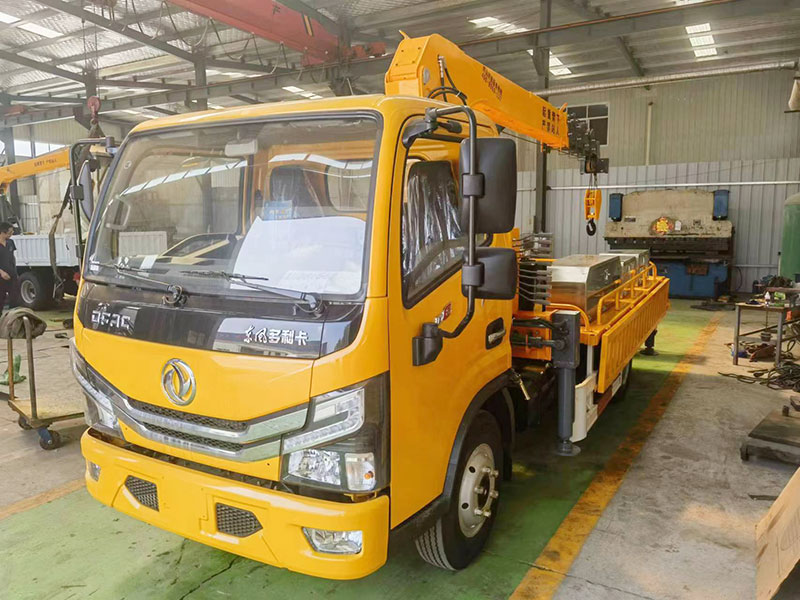 藍(lán)牌折臂高空作業(yè)車(chē)價(jià)格